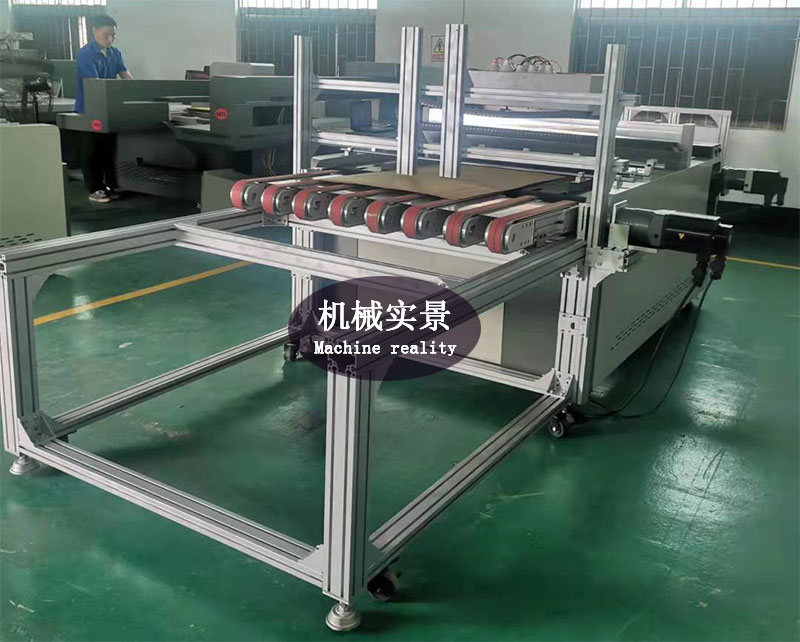 紙箱無版印刷機(jī)設(shè)備實(shí)拍，紙箱數(shù)碼印刷機(jī)廠家實(shí)拍機(jī)械。